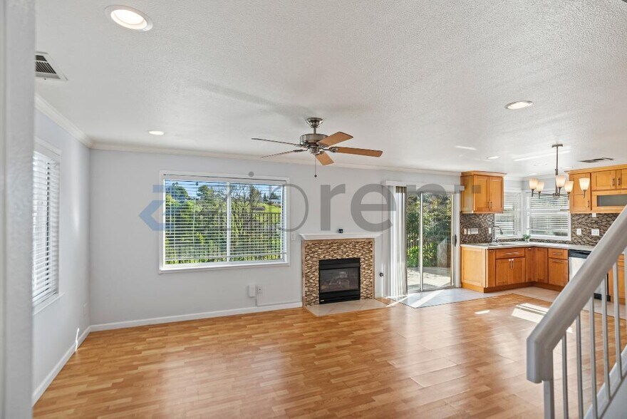 Building Photo - 3142 Boulders Ct