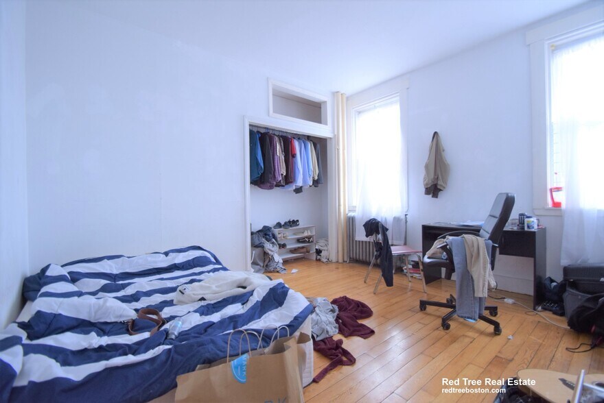 Building Photo - 16 Copenger St