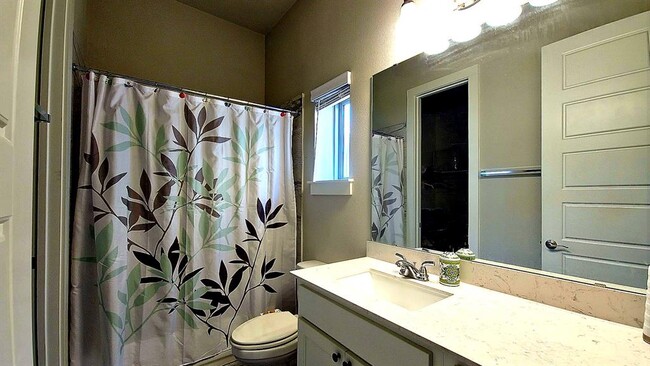 Building Photo - 8001 Silhouette St