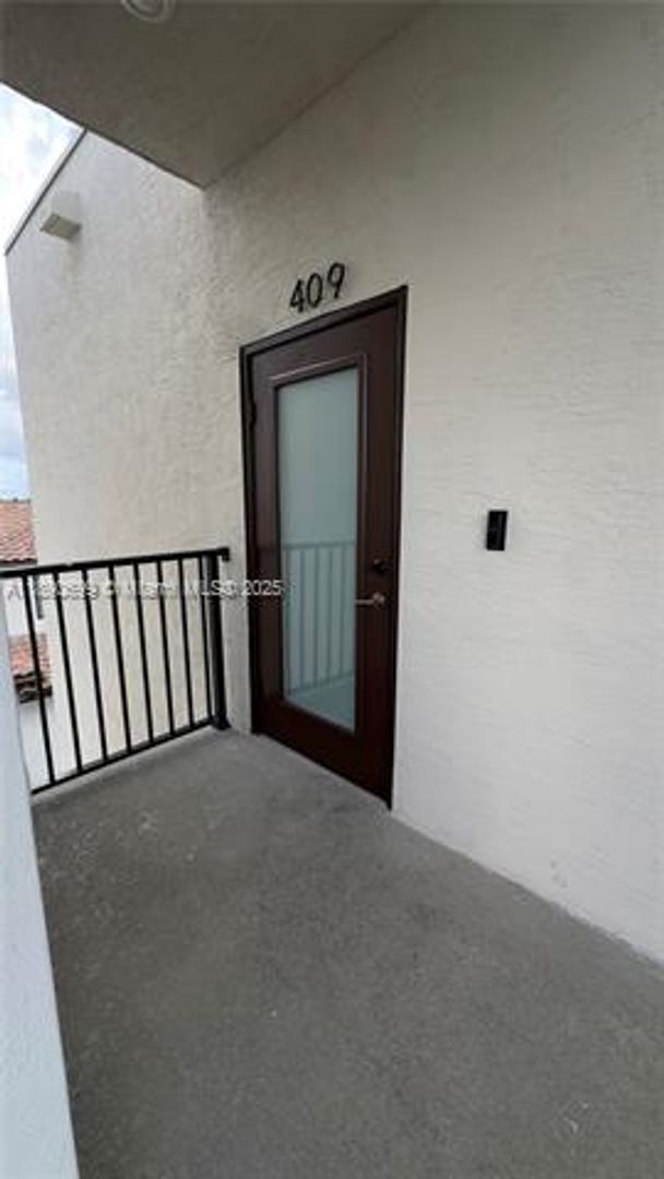 Building Photo - 8301 NW 41st St