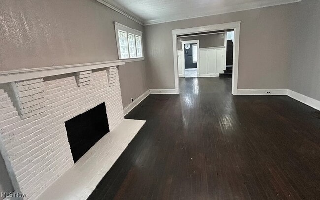 Building Photo - 9104 Parkgate Ave