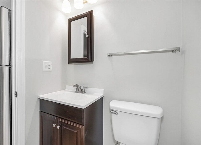 Building Photo - 1431 Pawtucket Blvd