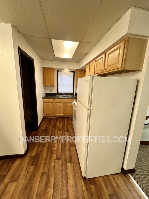 Building Photo - 315 Frazer St