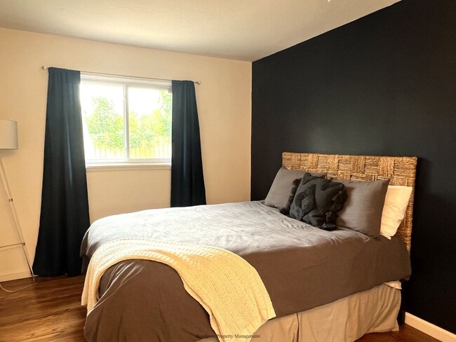 Building Photo - Charming, Updated 3-Bedroom Home in Prime Napa Location