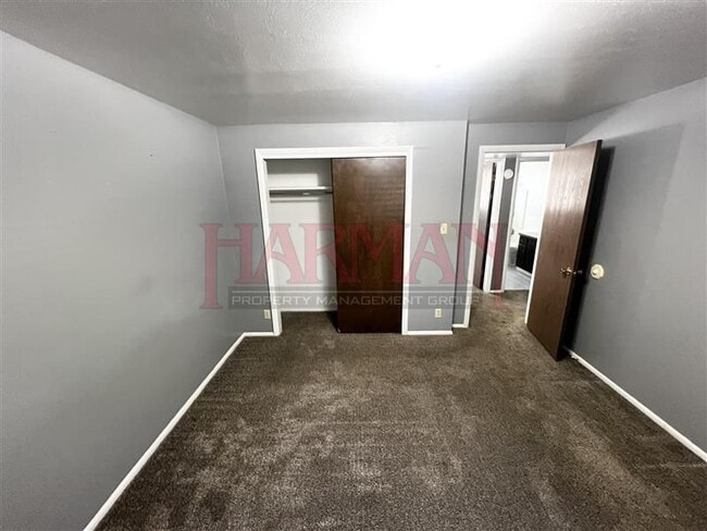 Building Photo - 1544 S 400 E