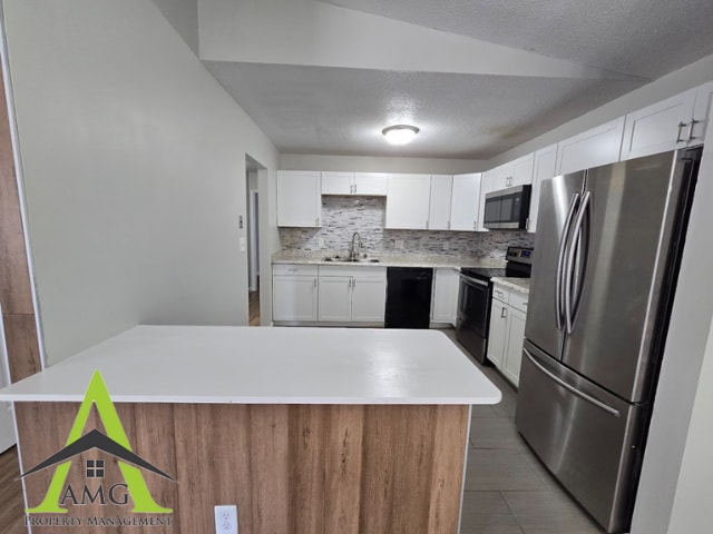 Building Photo - 3147 Stillmeadow Dr
