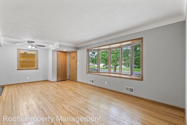 Building Photo - 3 br, 2 bath House - 3815 Kenny Ln