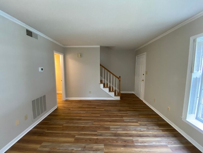 Building Photo - 503 Culpepper Ct