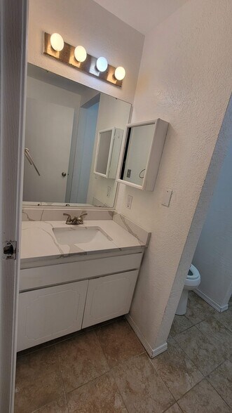 Building Photo - 20620 60th Ave W