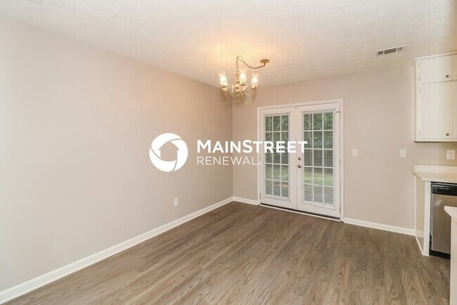 Building Photo - 3 Bedroom Pet-Friendly Home in Decatur, GA with Main Street Renewal