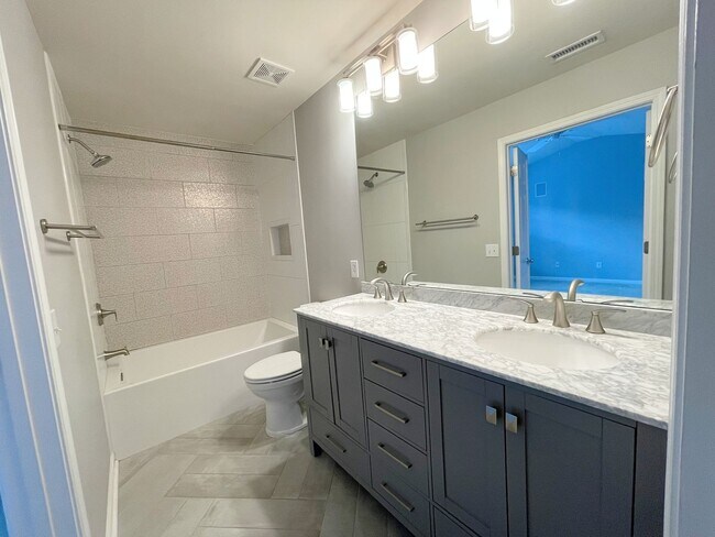 Building Photo - 2947 Castleberry Ct