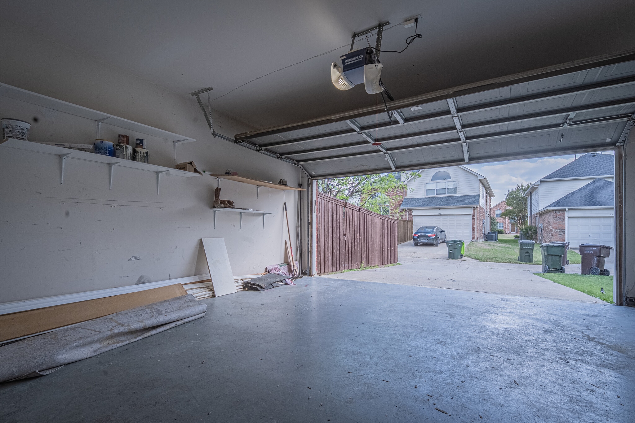 Building Photo - 4522 Oak Shores Dr