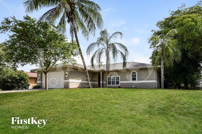 Building Photo - 18465 Tulip Rd