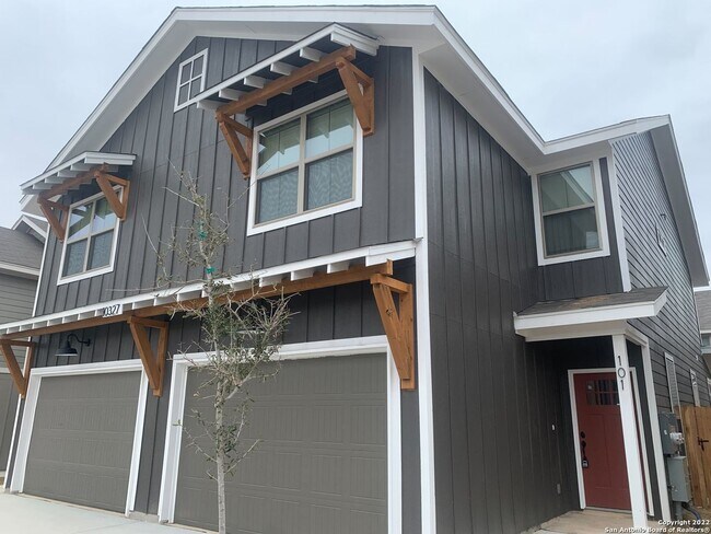 Building Photo - 10327 Candlewood Way