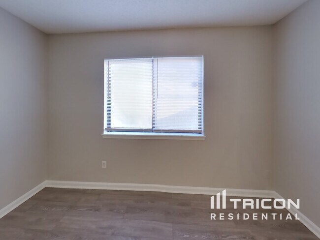 Building Photo - 2270 George Wythe Rd