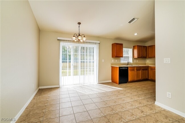 Building Photo - 109 Ocean Park Dr