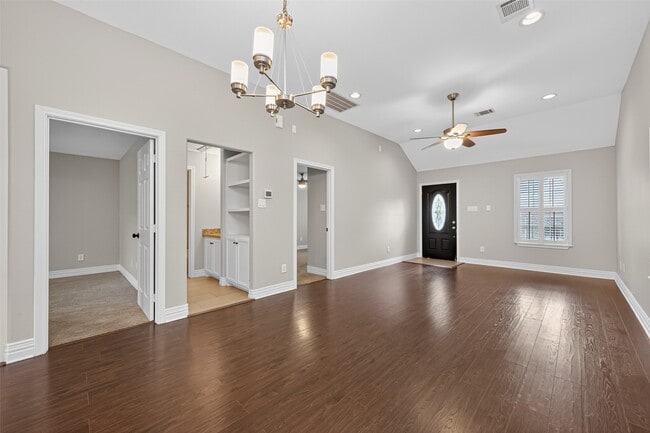 Building Photo - 2509 Moreau St