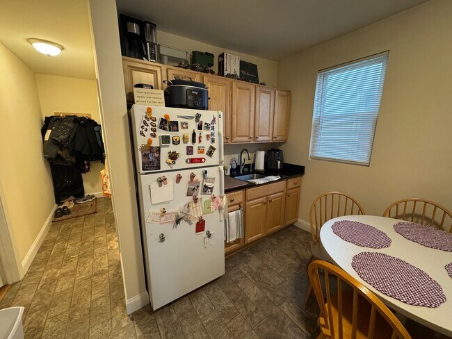 Building Photo - 220 Middlesex Ave