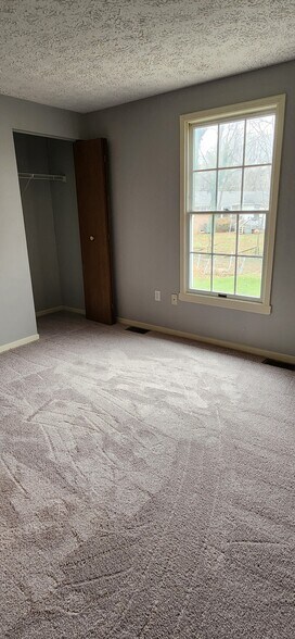 Building Photo - 226 Allison Ave