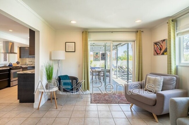 Building Photo - 2415 E Finley Rd