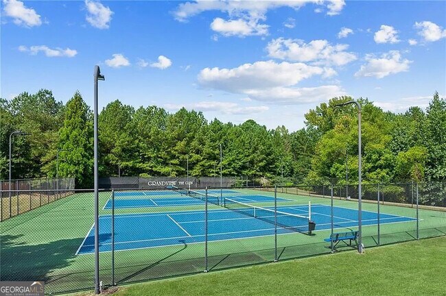 Building Photo - 15 Suwanee Pass Ln