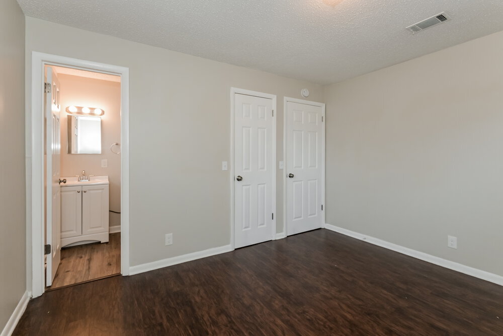 Building Photo - 304 Citizen St