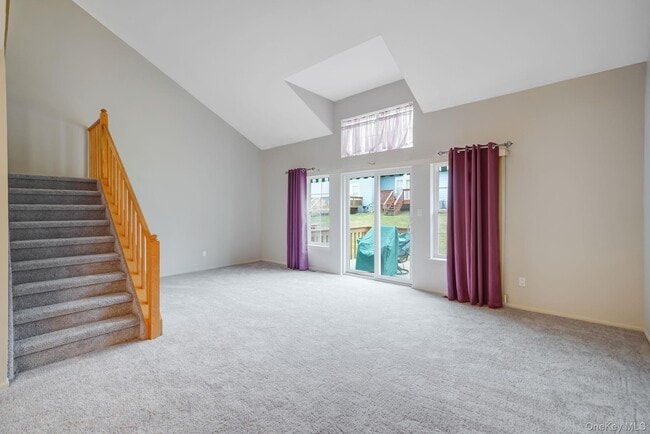 Building Photo - 18 Summerfield Cir