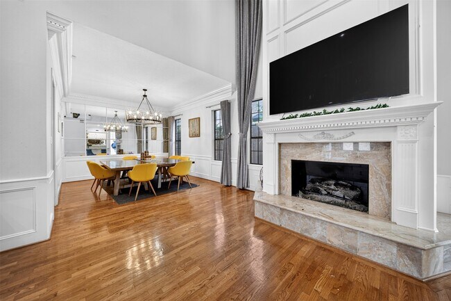 Building Photo - 2510 Potomac Dr