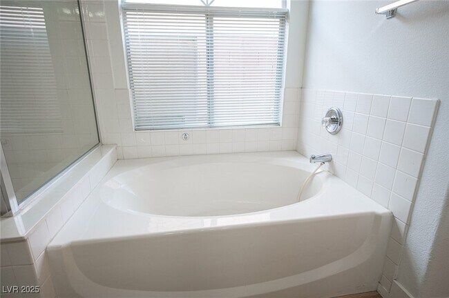 Building Photo - 5312 Bright Sky Ct