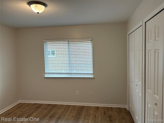 Building Photo - 18574 Masonic