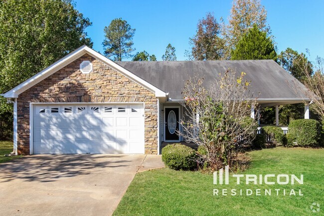 Building Photo - 10 Shadowbrook Ln