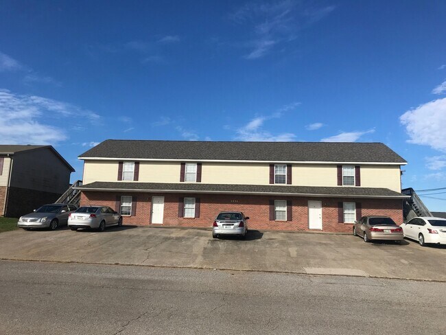 Building Photo - 3895 Northeast Dr