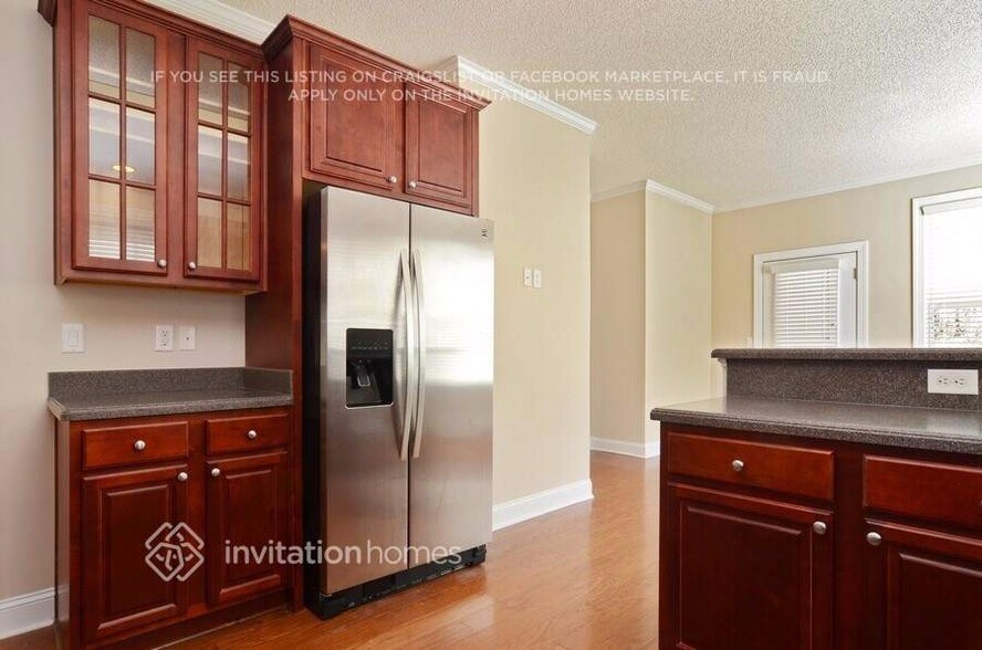 Building Photo - 520 Rabbits Run