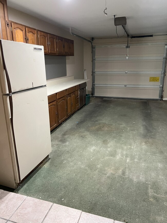 Building Photo - 118 Opp Blvd NE