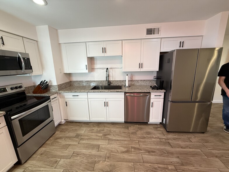 New Sink - Gray Strip Painted Over Since Taking Photos - 6819 N 12th St