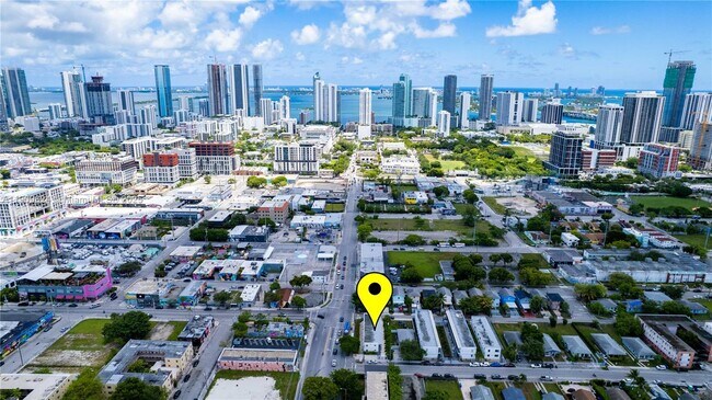 Primary Photo - 1955 NW 2nd Ct