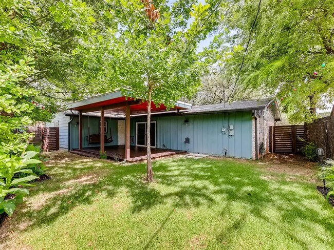 Building Photo - 2500 Candlewood Ct