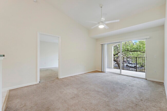 Building Photo - 4171 San Marino Blvd