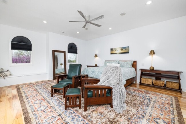 Building Photo - Located in the gated Valhalla community in Brentwood