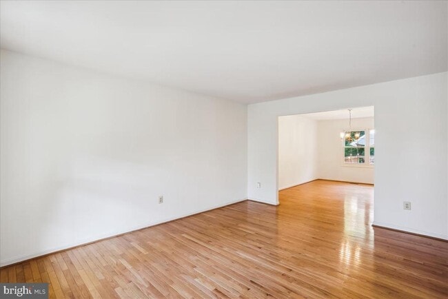 Building Photo - 18518 Gingerbread Ln