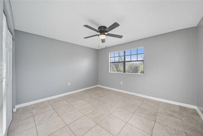 Building Photo - 12401 Oak Cedar Pl