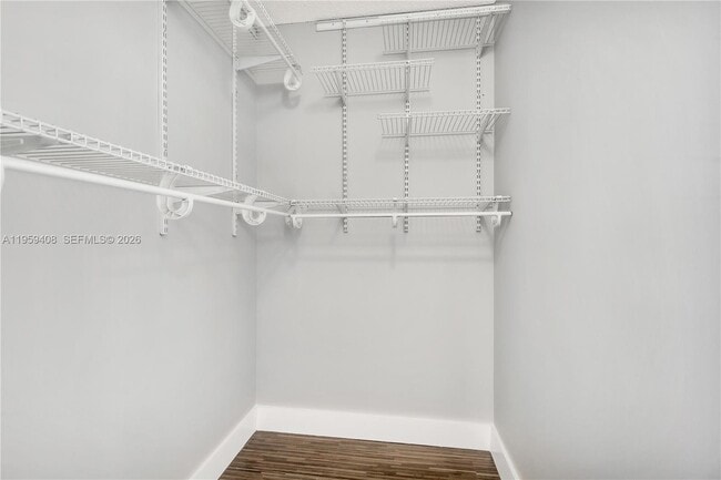 Building Photo - 10639 SW 113th Pl