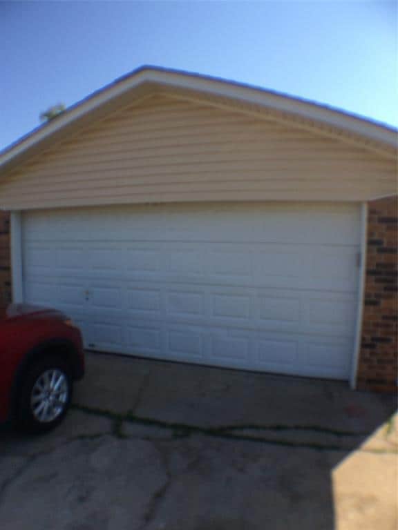 Building Photo - 121 Stonewood Dr