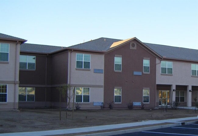 Building Photo - 1001 N Fourth St