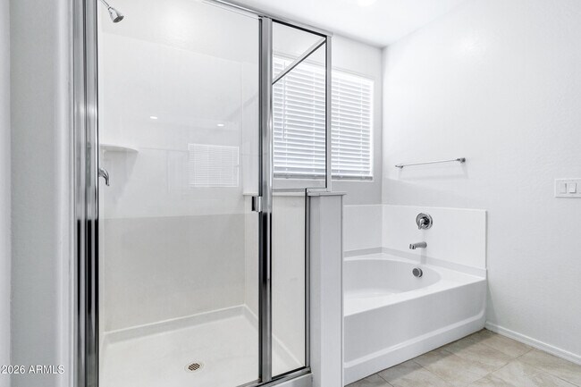 Building Photo - 18767 W Solano Dr