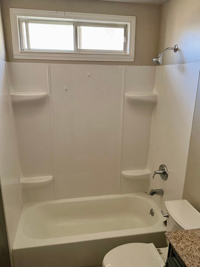 Building Photo - 1225-1213 13th St SE