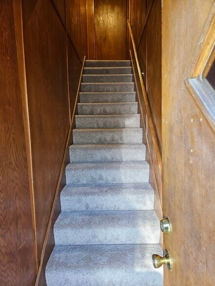Stairway - 140 W Utica St