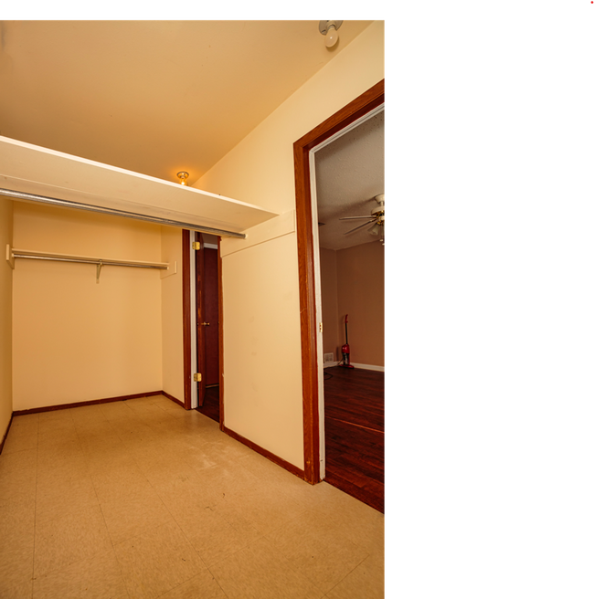 Building Photo - 4133 NE Stallings Dr