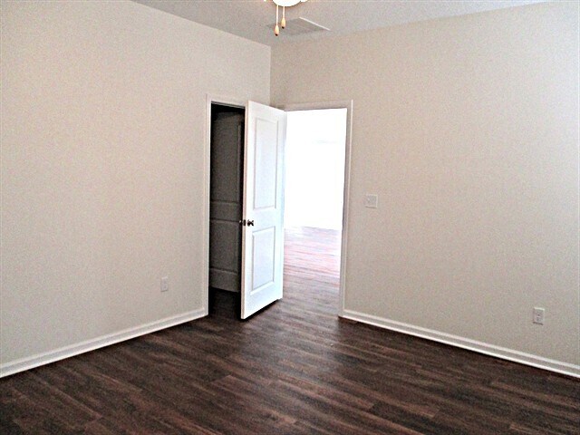 Building Photo - 8146 Golden Bamboo Dr