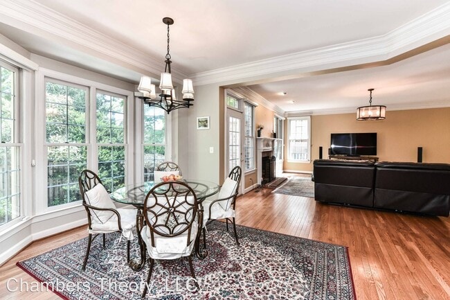 Building Photo - 4 br, 4.5 bath House - 6660 Avignon Blvd.